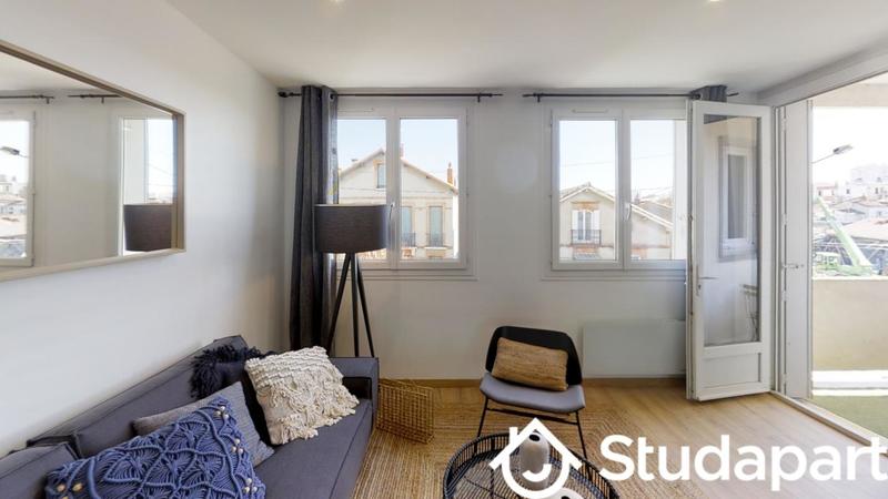 Chambre - 11 m² - 1 pièce