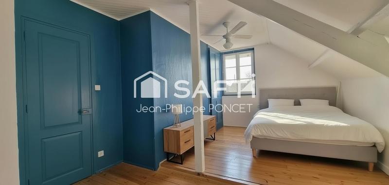 Maison - 165 m² - 7 pièces