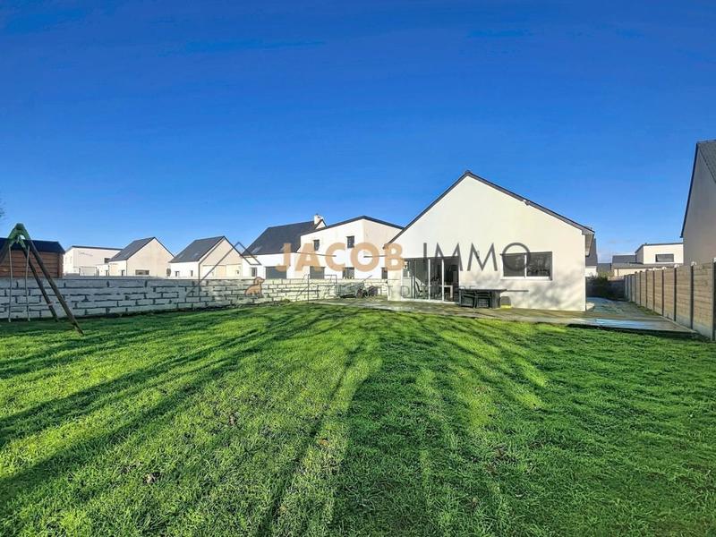 Maison - 94 m² - 4 pièces