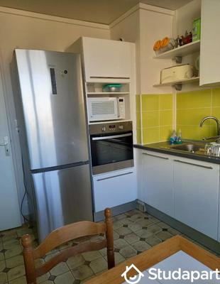 Chambre - 12 m² - 1 pièce