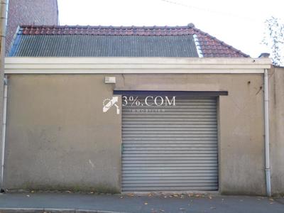 Garage - 102 m²
