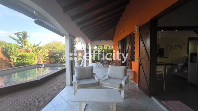 Maison - 104 m² - 5 pièces