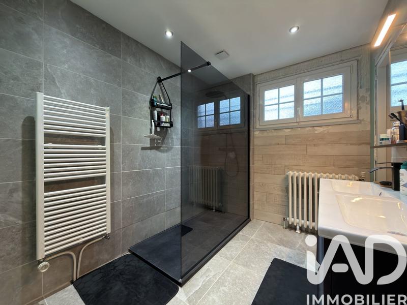 Maison - 120 m² - 4 pièces