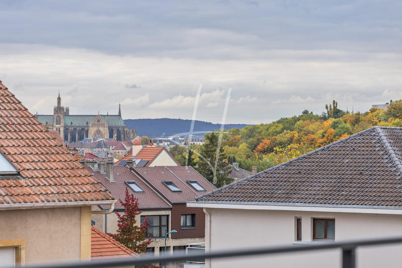 Appartement - 105 m² - 5 pièces