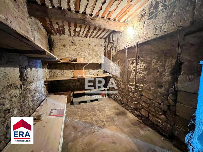 Maison - 214 m² - 4 pièces