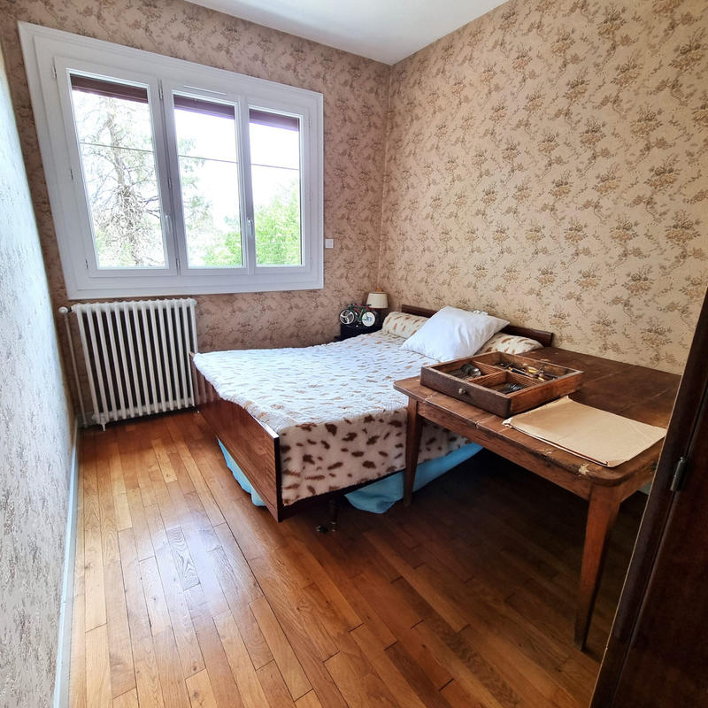 Maison - 92 m² - 5 pièces