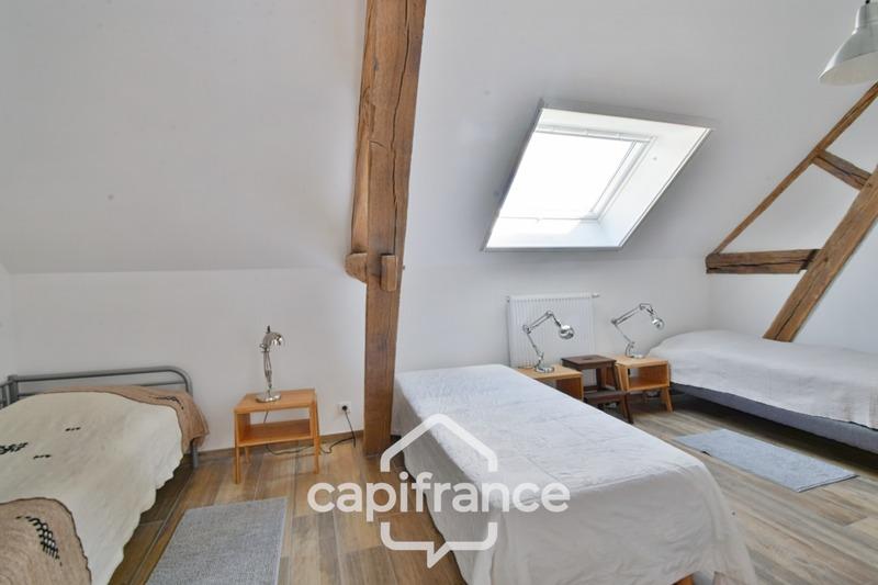 Maison - 470 m² - 12 pièces