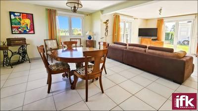 Maison - 124 m² - 6 pièces