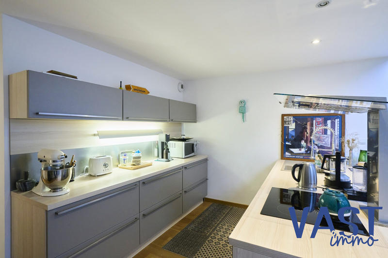 Loft - 127 m² - 4 pièces