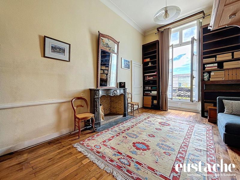 Appartement - 140 m² - 4 pièces