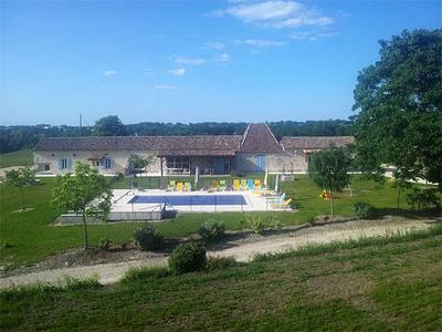 Maison ancienne - 347 m² - 15 pièces