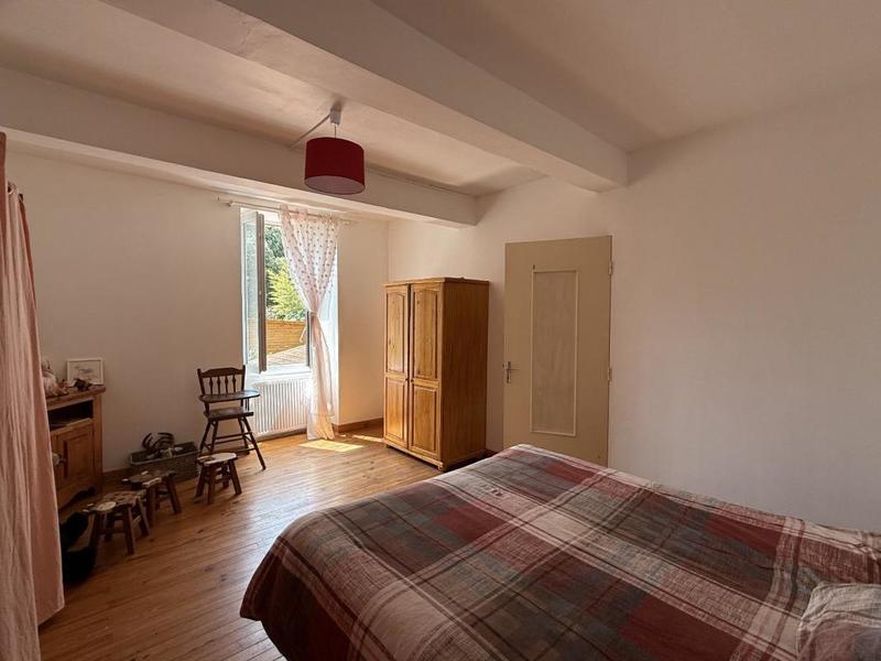 Maison de village - 234 m² - 8 pièces