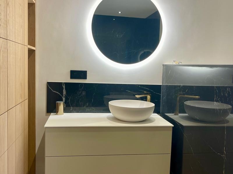 Maison - 240 m² - 7 pièces