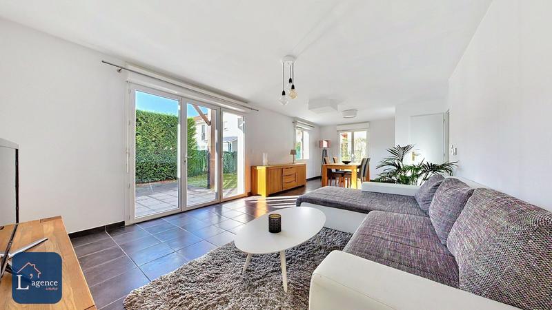 Maison - 111 m² - 6 pièces