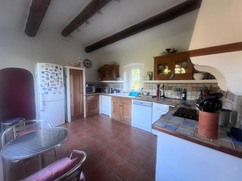 Maison provençale - 183 m² - 8 pièces