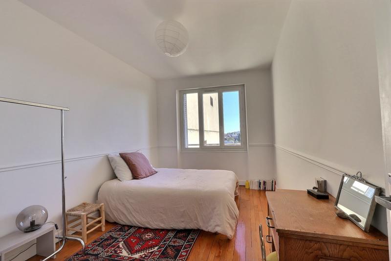 Appartement - 103 m² - 5 pièces