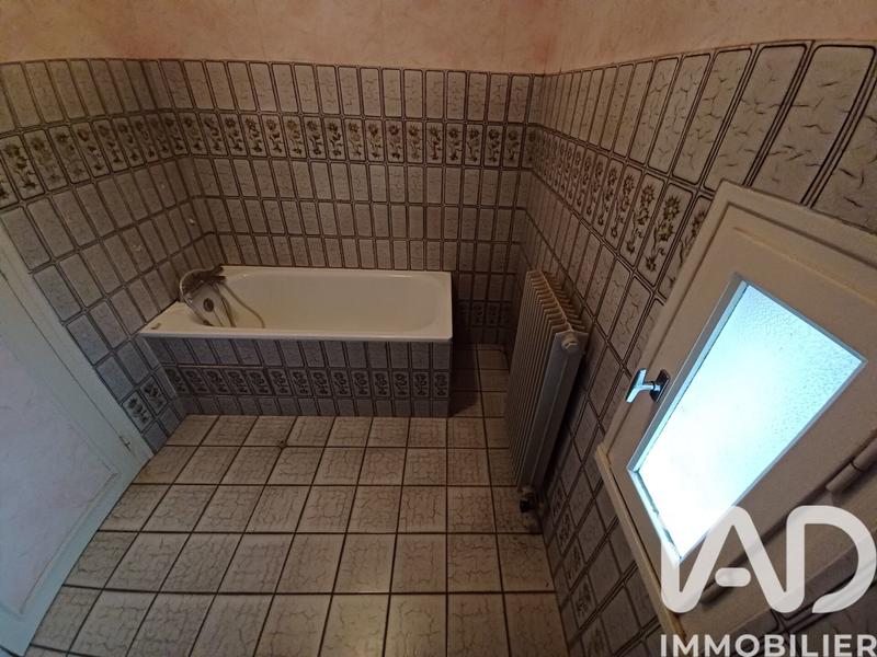 Maison - 97 m² - 5 pièces