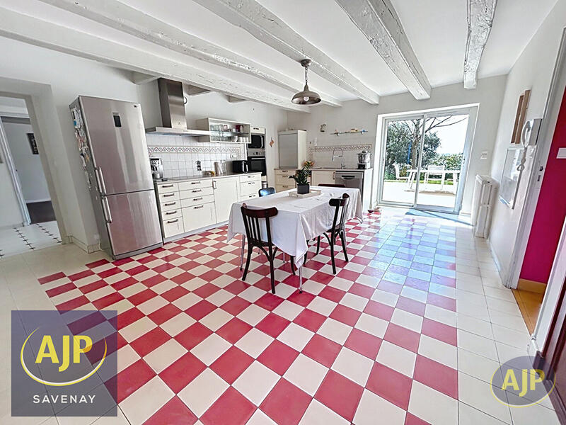 Maison - 164 m² - 6 pièces