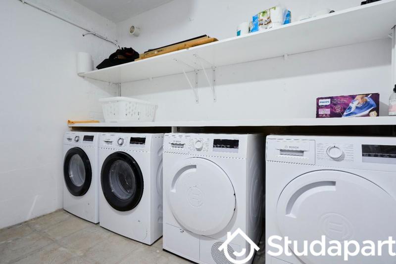 Chambre - 14 m² - 1 pièce