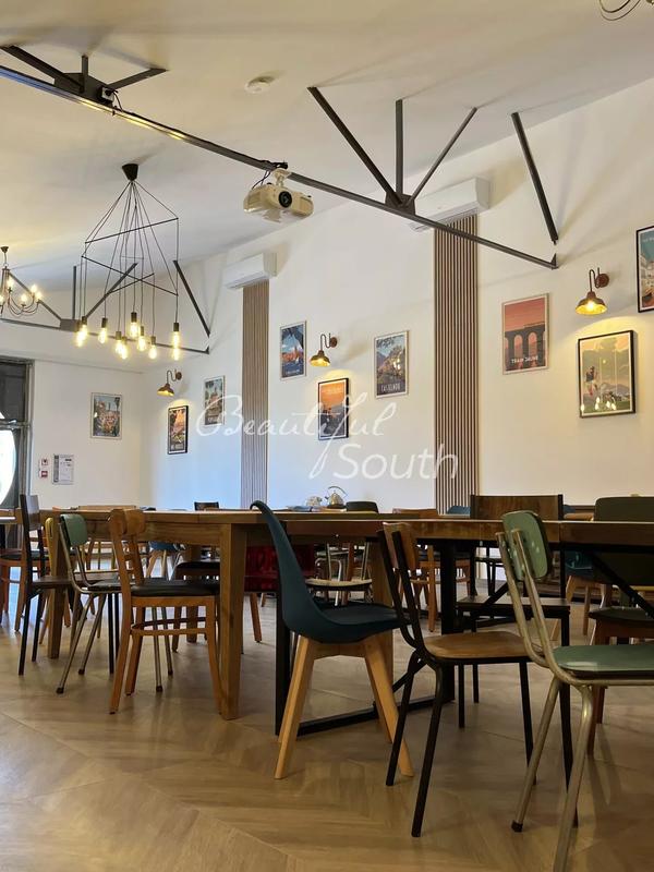 Gîte - 647 m² - 16 pièces