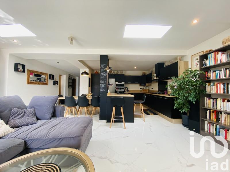 Maison de ville - 220 m² - 8 pièces