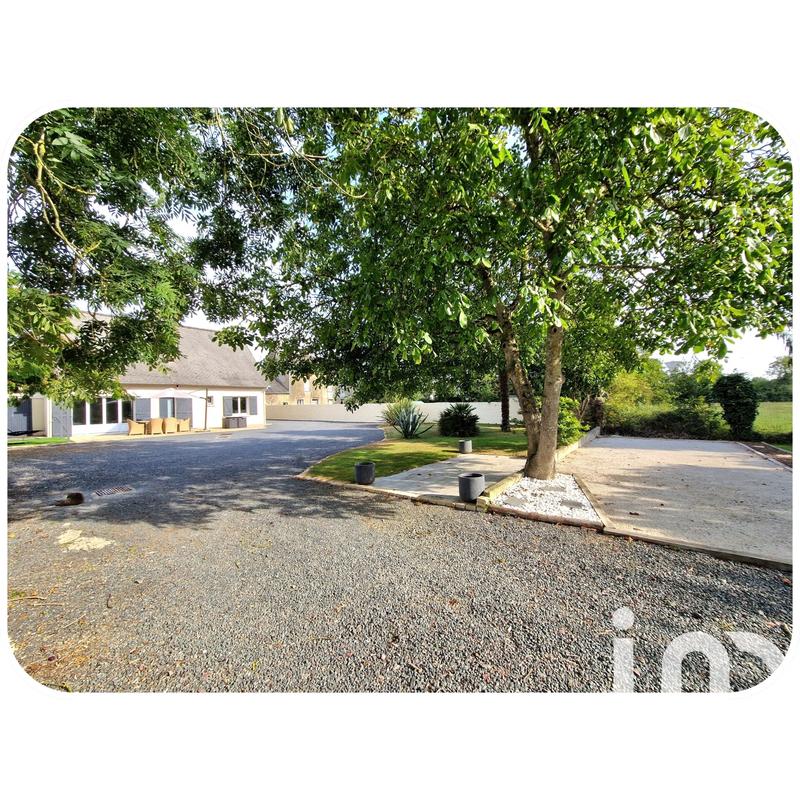 Maison - 142 m² - 8 pièces