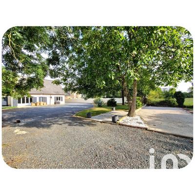 Maison - 142 m² - 8 pièces