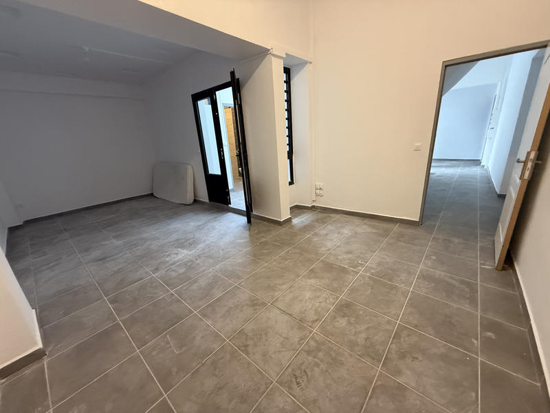 Appartement - 200 m² - 6 pièces