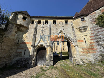 Château - 350 m² - 10 pièces