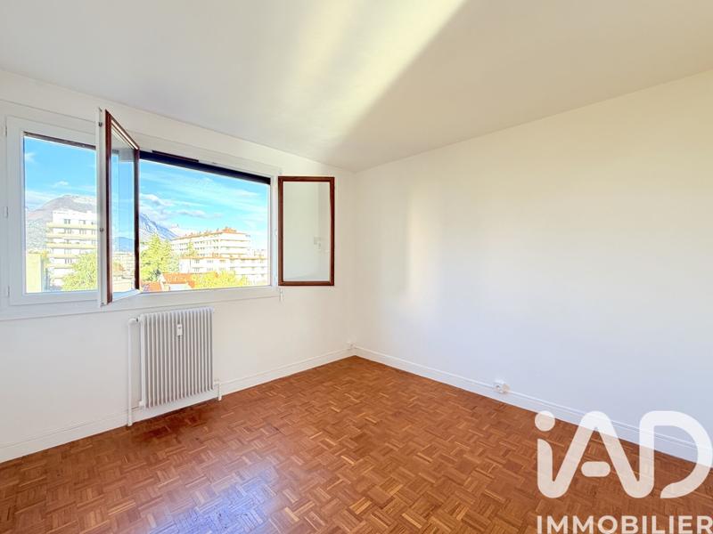 Appartement - 87 m² - 3 pièces