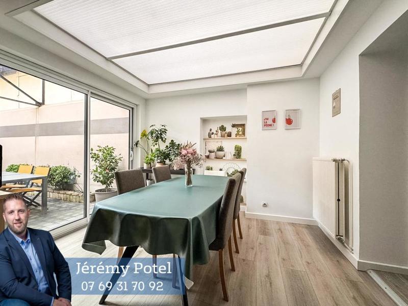 Maison de ville - 135 m² - 6 pièces