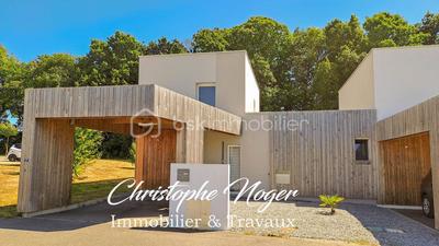 Maison - 91 m² - 5 pièces