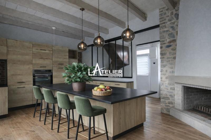 Maison en pierre - 175 m² - 6 pièces