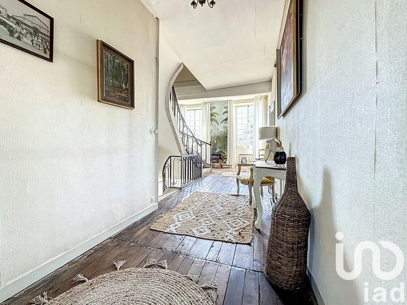 Maison de ville - 294 m² - 9 pièces