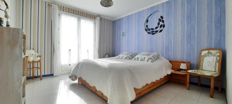 Maison - 213 m² - 6 pièces