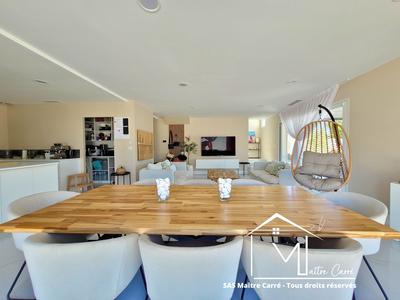 Maison - 138 m² - 5 pièces