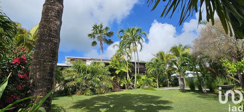 Maison - 211 m² - 9 pièces