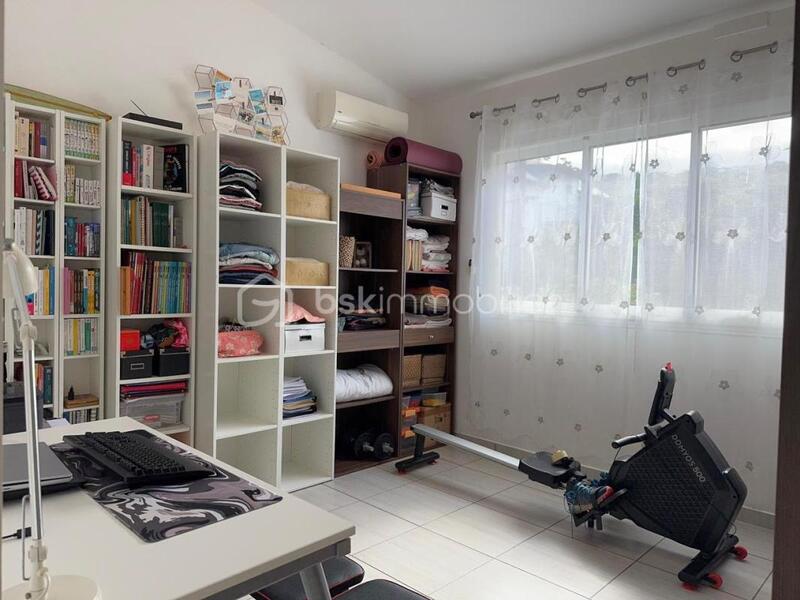 Maison - 82 m² - 4 pièces