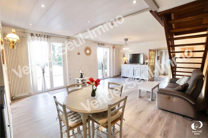 Maison traditionnelle - 190 m² - 8 pièces