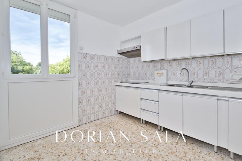 Appartement - 82 m² - 4 pièces