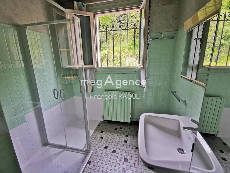 Maison - 143 m² - 6 pièces