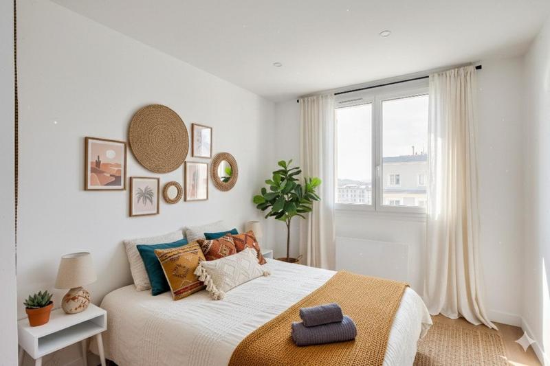 Appartement - 80 m² - 5 pièces