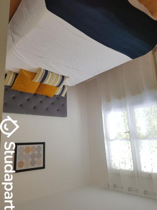 Chambre - 9 m² - 1 pièce