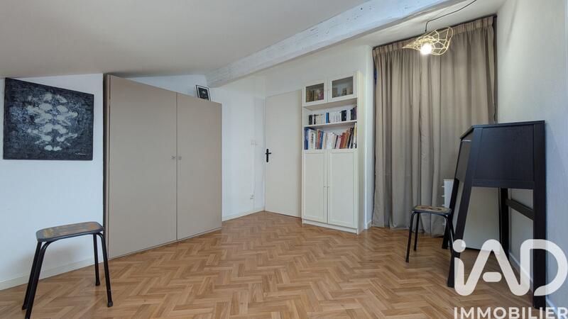 Appartement - 82 m² - 3 pièces