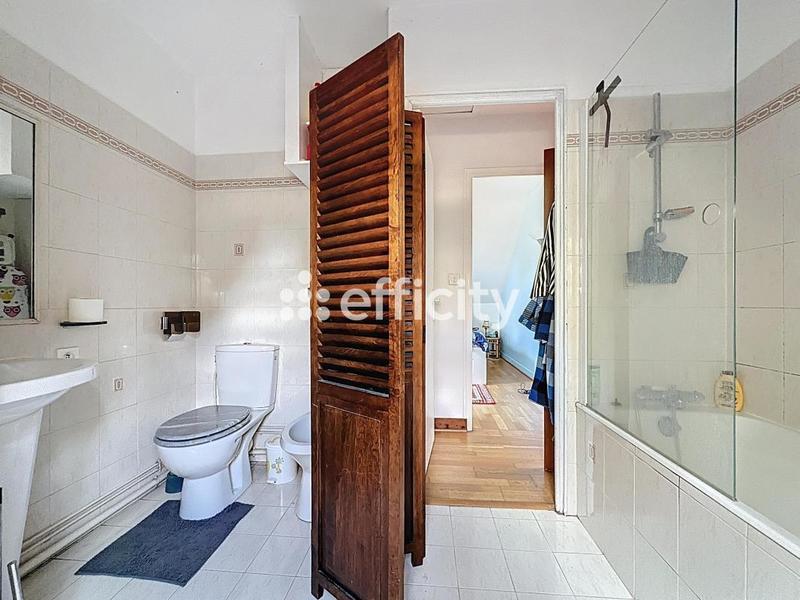 Villa - 180 m² - 7 pièces