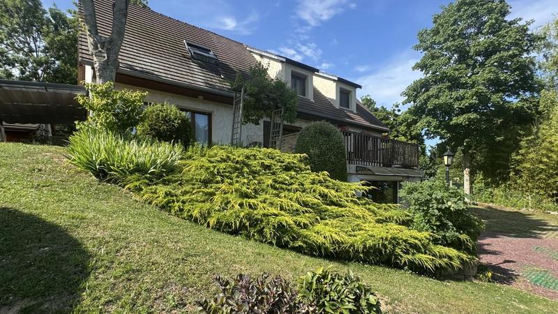 Maison - 167 m² - 7 pièces