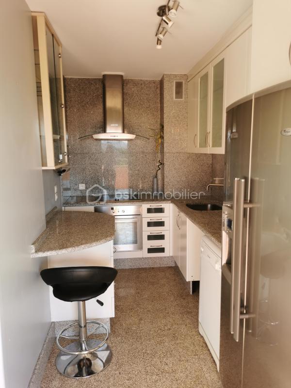 Appartement - 76 m² - 4 pièces