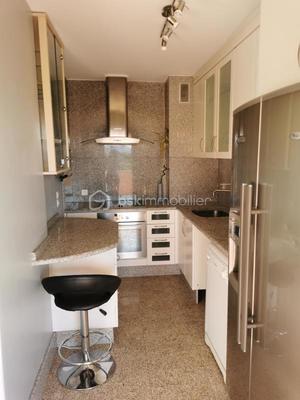 Appartement - 76 m² - 4 pièces