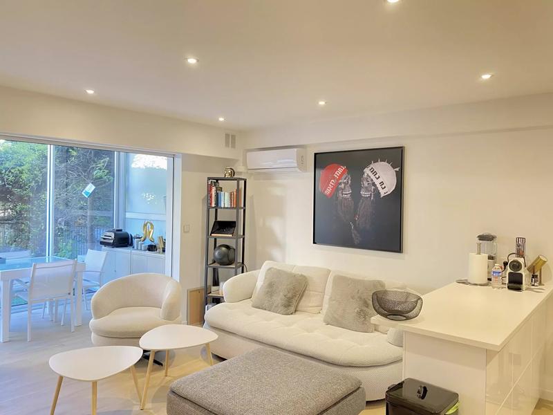 Appartement - 60 m² - 2 pièces