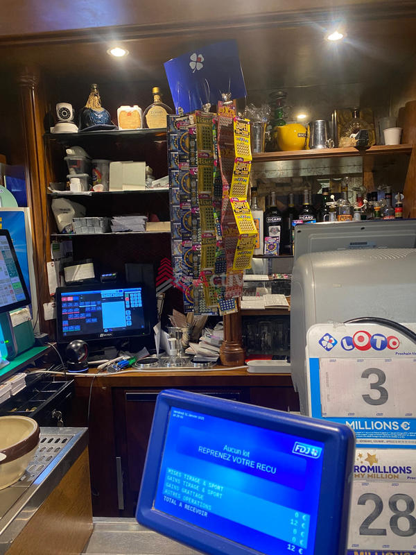 Fonds de commerce - Magasins - 60 m²